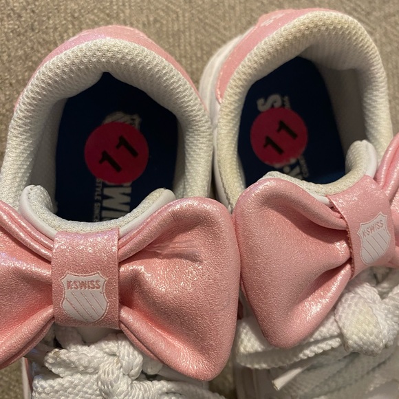 K-Swiss pink bow tennis shoes - Picture 6 of 8